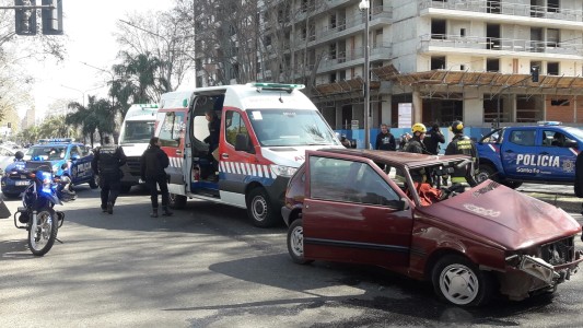 Cuál es el estado de salud del chico que salió despedido en un choque múltiple