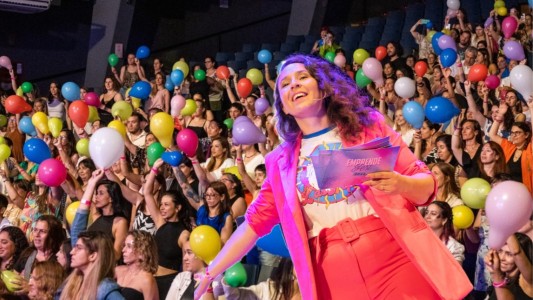 Fue despedida embarazada a los 21 y hoy es empresaria que enseña a miles de mujeres