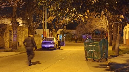Nuevo crimen: lo ejecutaron de un tiro en la nuca dentro del auto