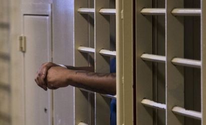 Por prueba de ADN la justicia de EEUU absuelven de violación a un hombre negro 48 años después