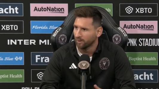 El video de Lionel Messi hablando en ingles que fue hecho con Inteligencia Artificial