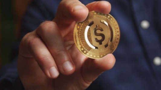 Moneda Digital Argentina: para el Gobierno mejorará la economía y bajará impuestos