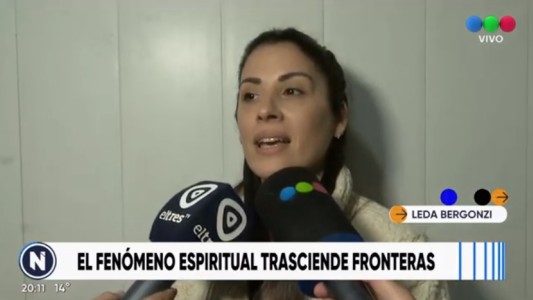 Leda revolucionó barrio Larrea para recibir a fieles que vinieron del extranjero