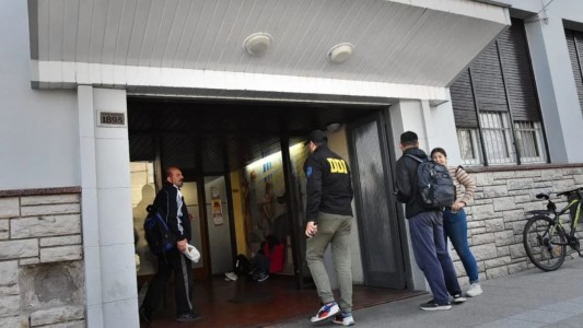 Armó una bomba por un desafío de TikTok, la detonó en su colegio y dejó sorda a una alumna: fue condenado
