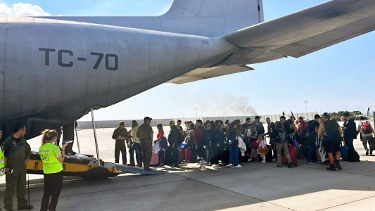 Llegó a Roma el tercer vuelo con argentinos repatriados de Israel