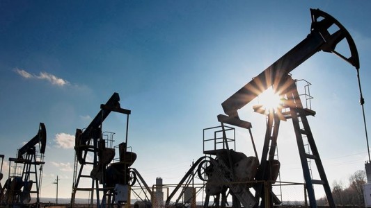 Falta de combustibles: petroleros anuncian paro en apoyo a Massa y culpan a empresas