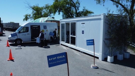 La Aduana incorporó un escáner de rayos x que detecta droga en el puente Rosario-Victoria