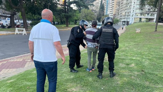 Dos trapitos fueron detenidos en la Fiesta de Colectividades y uno permanece detenido