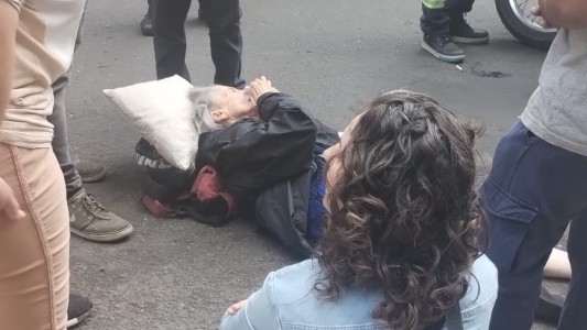 Accidente de tránsito: Una mujer fue atropellada en Buenos Aires y Montevideo