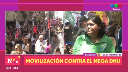 Gremios y organizaciones sociales marcharon en Rosario en contra del DNU de Milei