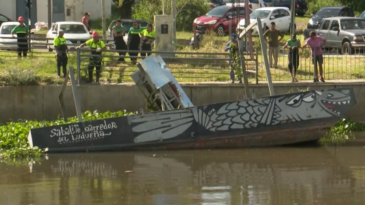 Retiran el Sabalito barredor del Arroyo Ludueña