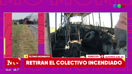 Un colectivo se incendió en la autopista Rosario-Buenos Aires