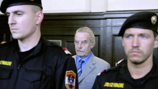 Tras una década, trasladaron al "monstruo de Amstetten" desde la unidad psiquátrica a la cárcel común