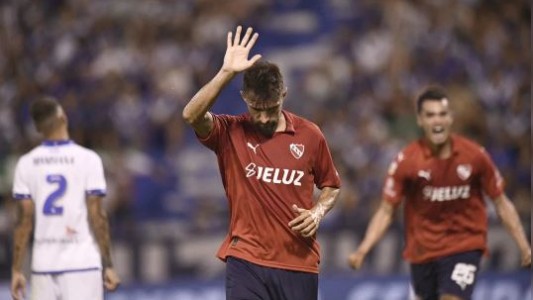 Independiente ganó en su visita a Vélez y es líder del Grupo A