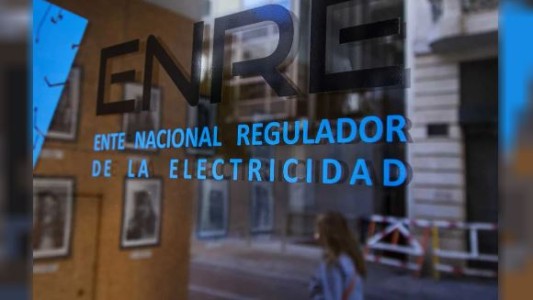 El Gobierno dispuso una suba de 120% en el precio mayorista de la electricidad
