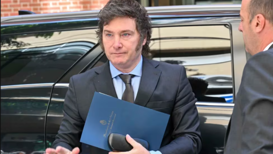 No habrá dolarización en 2024: "No dan los tiempos", afirmó Milei