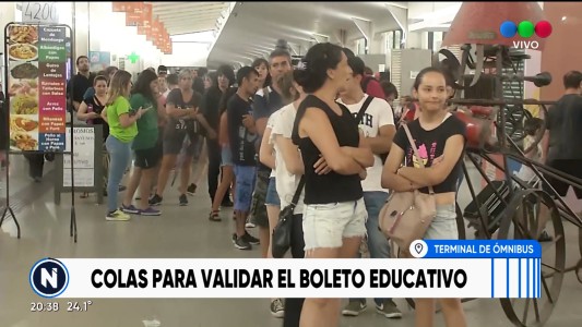 Filas extensas para tramitar el Boleto Educativo
