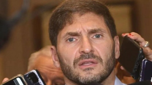 Pullaro respaldó al gobernador de Chubut y abogó por el "diálogo institucional"