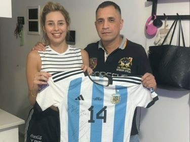 La ex de Exequiel Palacios vendió reliquias de Qatar 2022 para pagar su departamento