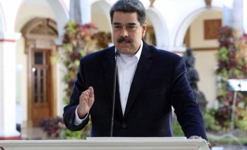 Maduro dijo que Estados Unidos desguazó el avión iraní que estuvo retenido en Ezeiza