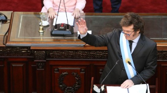 Milei: "No podemos permitir más que Baradel y sus amigos usen a los estudiantes como rehenes"