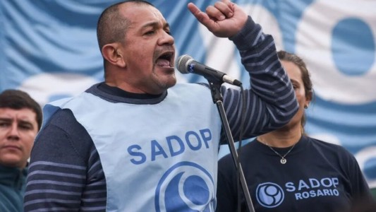 Gremios docentes de Santa Fe repudiaron el proyecto de Milei para declarar la educación como “servicio esencial”