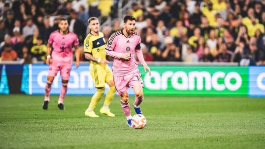 Messi y Suárez le dieron la igualdad al Inter Miami ante Nashville en el debut en la Concacaf Champions Cup