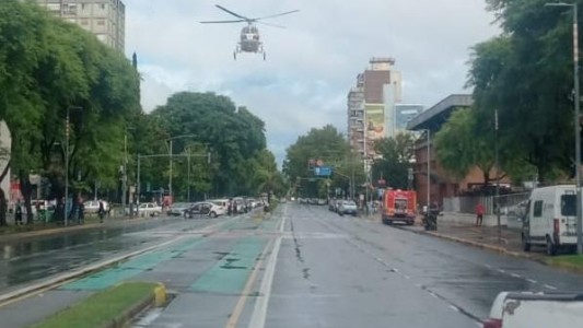 El helicóptero sanitario del Heca aterrizó sobre avenida Pellegrini y hubo desvíos en el tránsito