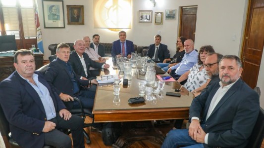 Paritarias provinciales: El gobierno mejoró la oferta salarial