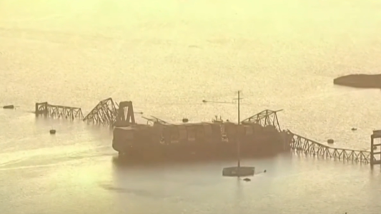 Baltimore: el operativo de rescate en el río, con una temperatura de 1 grado bajo cero