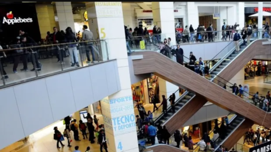 Por la inflación en dólares en Argentina, se intensificó la importación hormiga desde Chile