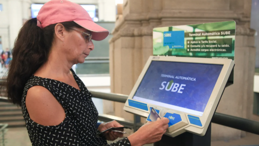 Cuál es el último paso para registrar la tarjeta SUBE y no pagar doble en el transporte