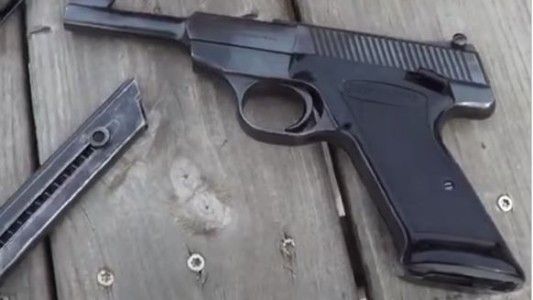 Alarma en Flores: un nene de 6 años llevó una pistola cargada a la escuela