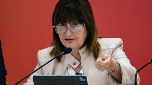 Bullrich respondió a la amenaza encontrada en Rosario: “Los vamos a meter presos a todos, se les acabó la joda”