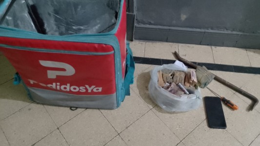 Fue a robar a un super con una caja de "delivery", lo detuvieron