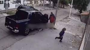 Una nena de 6 años quedó en medio de un robo en el mismo lugar donde hace dos años mataron a su abuelo