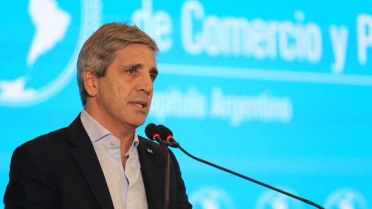 Caputo detalló cómo seguirá el plan de ajuste durante un encuentro privado del JP Morgan