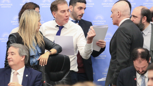 Ley Bases: el Gobierno cedió y quitó al Banco Nación de la lista de empresas a privatizar