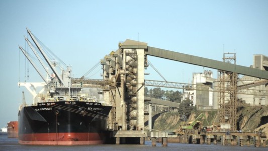 Córdón industrial: Paro de aceiteros y Senasa contra proyecto de Ley de Bases