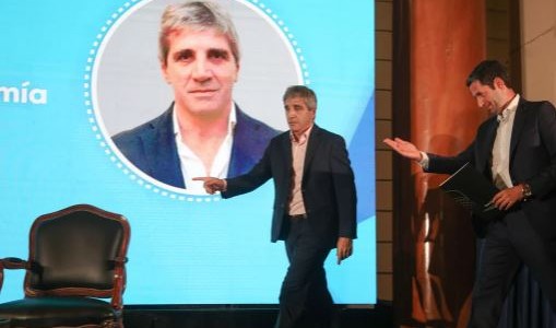 Caputo: “La sociedad está aguantando esto, aprovechémoslo”