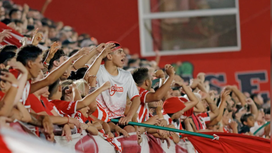 Estudiantes pagará la mitad del pasaje a hinchas que viajen a ver la final dela Copa de la Liga