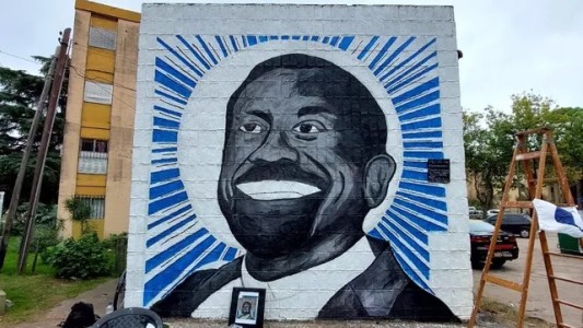 Homenaje al Padre Ignacio: gigantesco mural en barrio Rucci