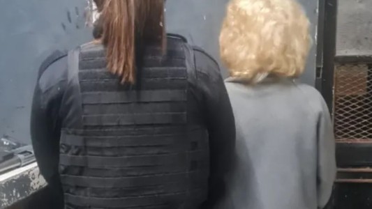 Una mujer fue detenida tras ser sospechada de agredir gravemente a su pareja de 82 años
