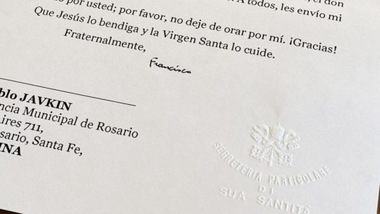 El Papa Francisco le respondió la carta a Javkin: “Pido para usted y para cada uno de los rosarinos”