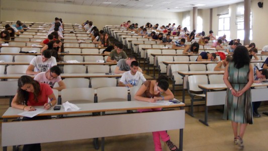 Los docentes universitarios anunciaron un paro de 48 horas