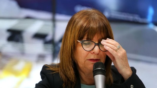 Bullrich: "No tengo nada con Macri, pero el PRO debe apoyar con toda la fuerza al Gobierno"