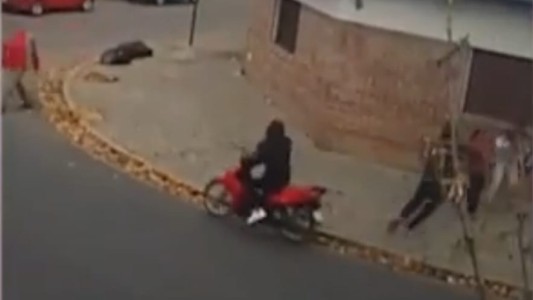 Ola de Robos en Moto en Arroyito Preocupa a Vecinos