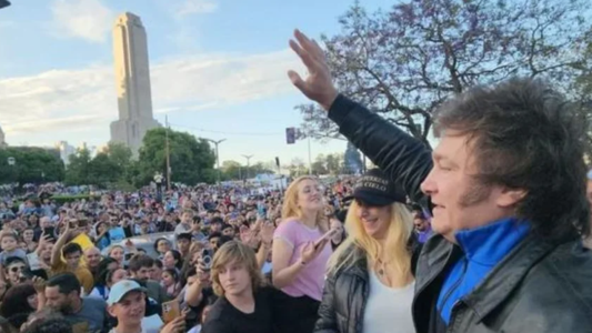 Milei encabeza el acto para homenajear a Belgrano y luego viaja a España