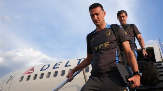 La Selección ya está en Nueva Jersey a la espera de Chile: preocupación en el plantel por el estado del césped