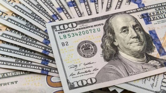 El dólar blue marca nuevo récord y la brecha supera el 50%